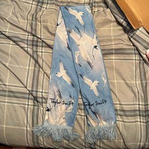Taylor Swift 1989 Seagull Scarf
